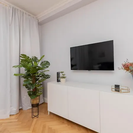 Zwirki I Wigury Gdynia Centrum By Renters 公寓